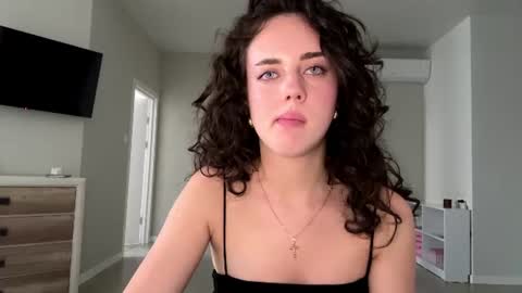 Snapshot of farrahburde chatting on July 14, 2026, 1:28 pm Mia online show from July 14, 2026, 1:28 pm