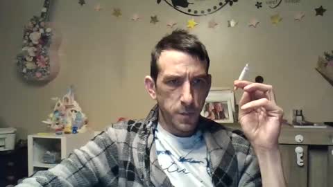 Snapshot of fasterlife chatting on April 7, 2026, 3:18 am Fastlife online show from April 7, 2026, 3:18 am