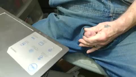 Snapshot of fatfreddythecat chatting on November 20, 2025, 2:12 am Fred. online show from November 20, 2025, 2:12 am