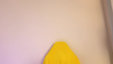 Snapshot of fatinsey chatting on August 3, 2026, 9:15 am Tina online show from August 3, 2026, 9:15 am