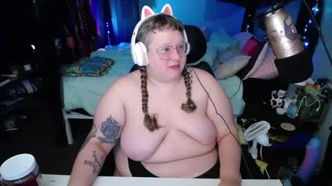 FatVeronica online show from February 19, 2025, 10:34 am