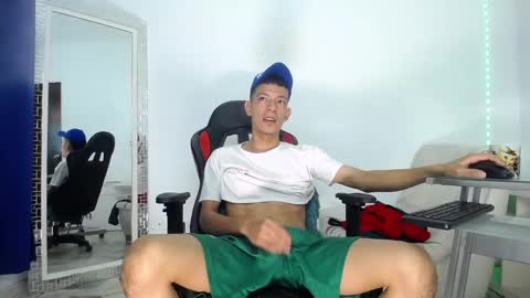Snapshot of favel_gomez7 chatting on December 27, 2024, 1:50 pm Favel Gomez online show from December 27, 2024, 1:50 pm