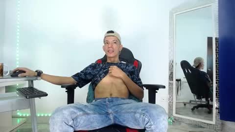 Snapshot of favel_gomez7 chatting on December 28, 2024, 1:28 pm Favel Gomez online show from December 28, 2024, 1:28 pm