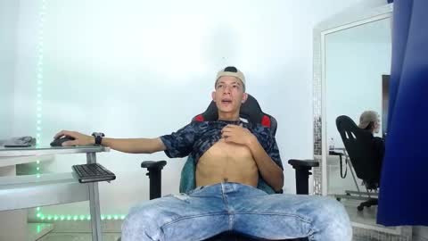 Snapshot of favel_gomez7 chatting on December 28, 2024, 4:52 pm Favel Gomez online show from December 28, 2024, 4:52 pm