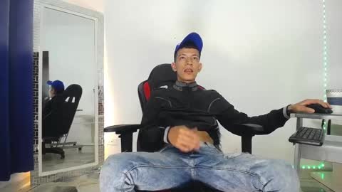 Snapshot of favel_gomez7 chatting on January 3, 2025, 1:03 pm Favel Gomez online show from January 3, 2025, 1:03 pm