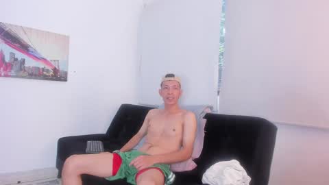 Snapshot of favel_gomez7 chatting on January 8, 2025, 12:58 pm Favel Gomez online show from January 8, 2025, 12:58 pm