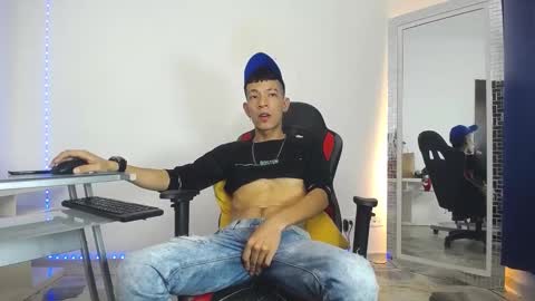 Snapshot of favel_gomez7 chatting on January 16, 2025, 4:28 am Favel Gomez online show from January 16, 2025, 4:28 am