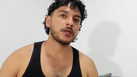 Snapshot of favid95 chatting on December 20, 2024, 4:31 am favid95 online show from December 20, 2024, 4:31 am