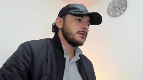 Snapshot of favid95 chatting on January 9, 2025, 2:22 am favid95 online show from January 9, 2025, 2:22 am