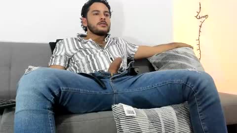 Snapshot of favid95 chatting on January 11, 2025, 11:13 pm favid95 online show from January 11, 2025, 11:13 pm