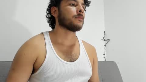 Snapshot of favid95 chatting on January 24, 2025, 1:03 am favid95 online show from January 24, 2025, 1:03 am