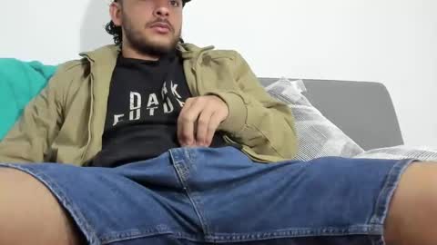 Snapshot of favid95 chatting on March 12, 2025, 4:30 am favid95 online show from March 12, 2025, 4:30 am