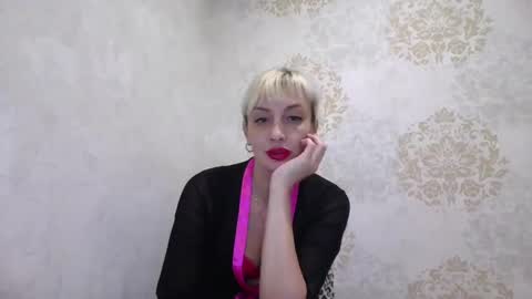 favorite_angel online show from December 10, 2024, 3:09 am