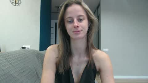 Snapshot of favoriteyour chatting on October 31, 2025, 4:35 am favoriteyour online show from October 31, 2025, 4:35 am