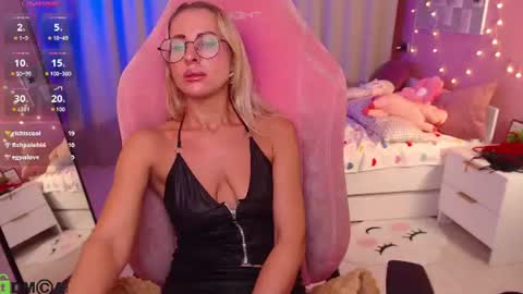 Fay online show from July 28, 2026, 7:39 pm