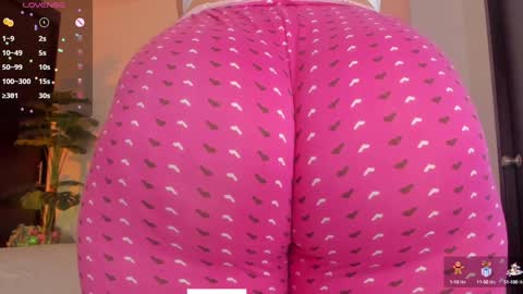 welcome to my world  online show from December 20, 2024, 12:52 am