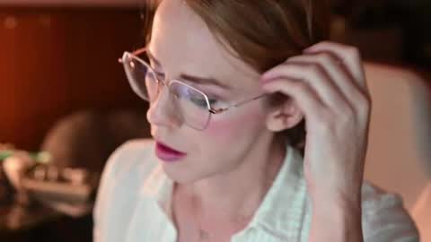 Faye Holloway online show from March 19, 2026, 2:15 am