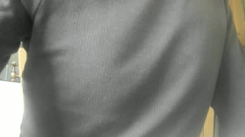 Snapshot of feardubh chatting on February 11, 2025, 10:04 am feardubh online show from February 11, 2025, 10:04 am