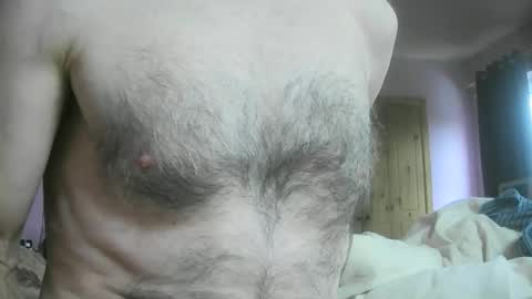 Snapshot of feardubh chatting on November 6, 2025, 9:21 am feardubh online show from November 6, 2025, 9:21 am