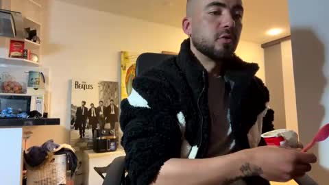 Snapshot of federico_ojitosverdes chatting on September 9, 2025, 6:57 am Federico Ofarrel online show from September 9, 2025, 6:57 am