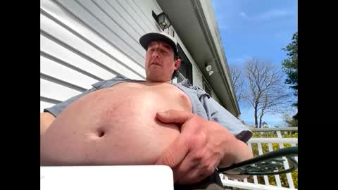 Snapshot of feedmyhugebelly chatting on April 23, 2026, 4:53 pm feedmyhugebelly online show from April 23, 2026, 4:53 pm