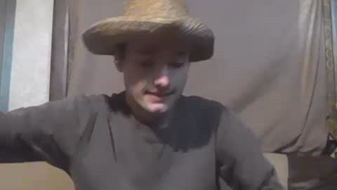 Snapshot of feelingverynaughty chatting on December 20, 2024, 6:24 pm ask me online show from December 20, 2024, 6:24 pm