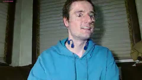 Snapshot of feelingverynaughty chatting on March 17, 2026, 1:54 am ask me online show from March 17, 2026, 1:54 am