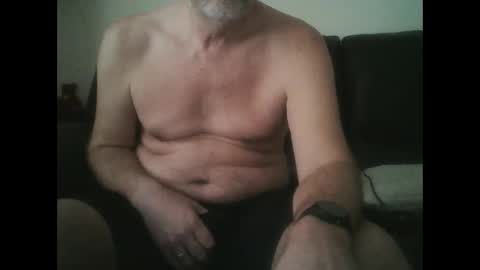 Snapshot of feet_fan69 chatting on February 8, 2026, 10:07 am John Buck online show from February 8, 2026, 10:07 am