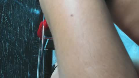 Snapshot of feetbynic chatting on October 18, 2025, 2:51 pm feetbynic online show from October 18, 2025, 2:51 pm