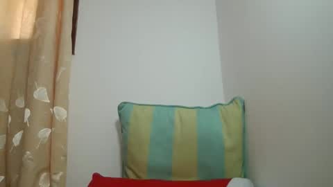 feetlovely507541 online show from April 27, 2026, 6:55 am