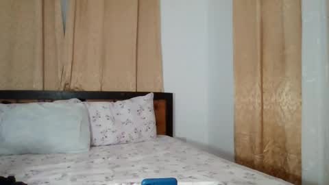 feetlovely507541 online show from August 3, 2026, 8:01 pm