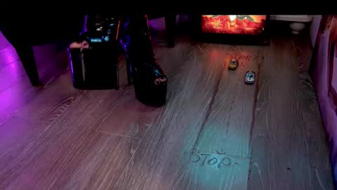 FeetVibe online show from December 18, 2025, 9:48 am