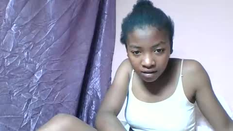 felice364342 online show from April 22, 2026, 6:09 pm