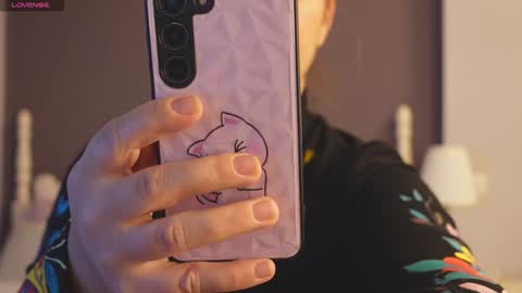 FeliciaKrige online show from February 4, 2025, 8:38 pm