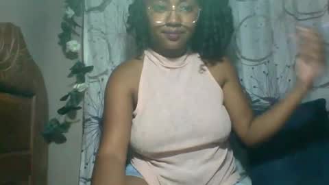 felicie515247 online show from March 15, 2026, 12:00 pm