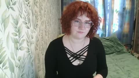 felicity_play online show from April 3, 2026, 6:00 am