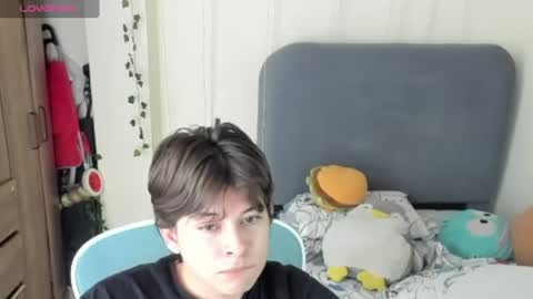 Snapshot of felix_leex chatting on June 18, 2026, 7:29 pm Felix leex online show from June 18, 2026, 7:29 pm