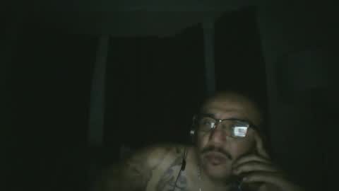 felixrlarios25 online show from May 31, 2026, 6:42 am
