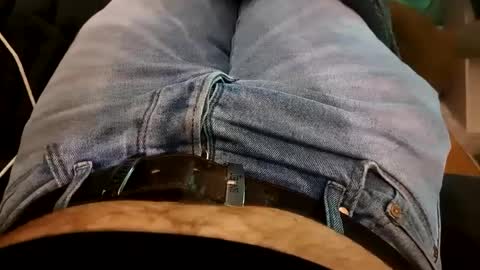 Snapshot of felixske chatting on December 8, 2024, 10:03 pm felixske online show from December 8, 2024, 10:03 pm