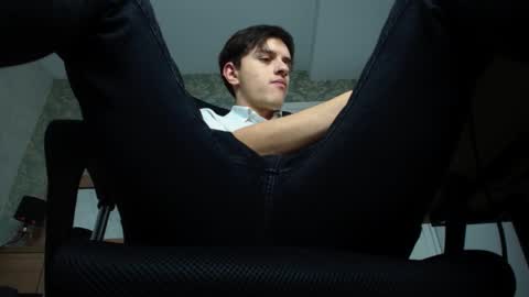 FelixStark online show from September 28, 2025, 4:40 am