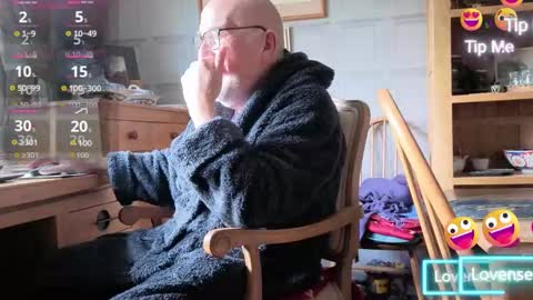 Adam online show from September 26, 2025, 9:02 am