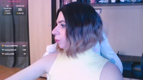 Snapshot of femalexa chatting on March 12, 2025, 6:11 pm Alexa online show from March 12, 2025, 6:11 pm