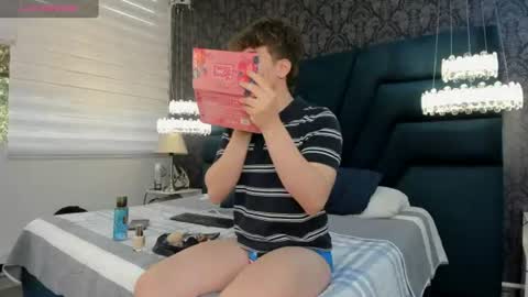 Femboy Max online show from June 23, 2026, 11:41 am