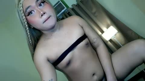femboy_veronica online show from June 22, 2026, 9:39 am