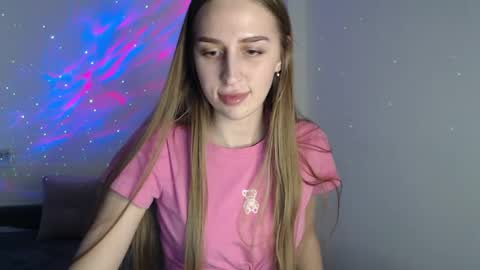 Femke online show from February 12, 2025, 6:51 pm