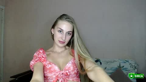 Femke online show from April 2, 2026, 8:28 pm