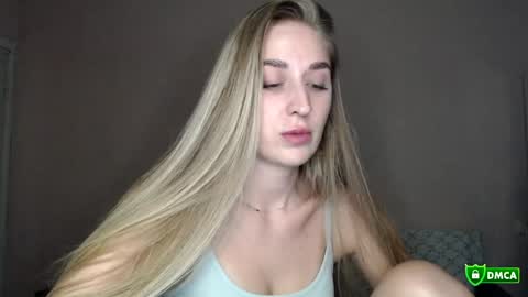 Snapshot of femkedejager chatting on May 18, 2026, 8:03 pm Femke online show from May 18, 2026, 8:03 pm