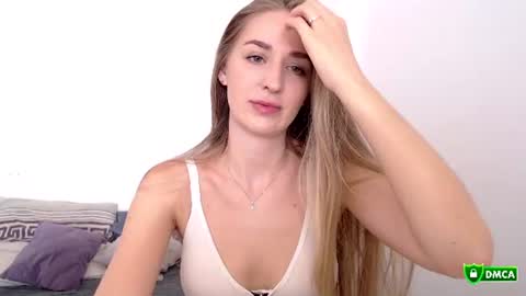 Snapshot of femkedejager chatting on July 1, 2026, 2:29 pm Femke online show from July 1, 2026, 2:29 pm