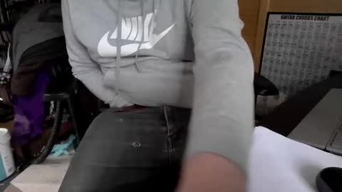 fenderjaguar667 online show from February 23, 2026, 3:42 pm