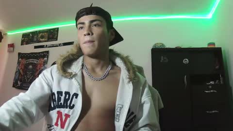 Snapshot of fenix_hardcock chatting on May 28, 2026, 4:48 pm Christian online show from May 28, 2026, 4:48 pm